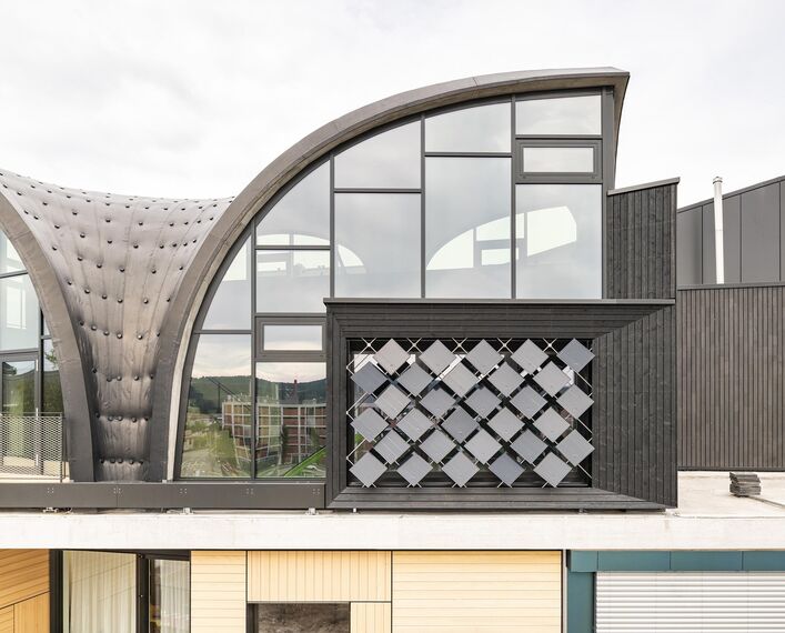 thermfix vario Fassaden, unico Türen and unico Fenster - HiLo research and innovation unit, Dübendorf located in Dübendorf, Schweiz