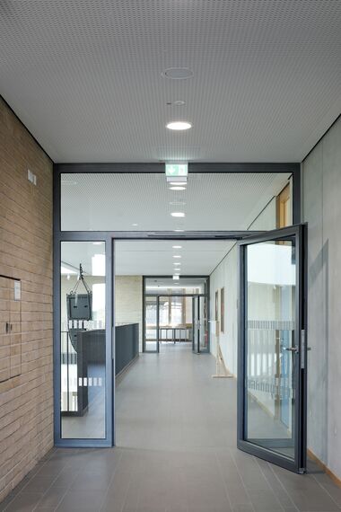 fuego light Fenster, fuego light Türen, presto 60s Türen and presto 50 Türen - Berufsbildungszentrum Dithmarschen located in Heide, Deutschland