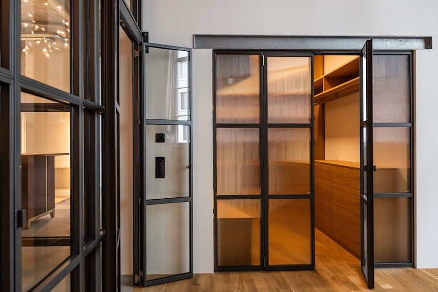 presto xs Türen - Wohnloft in der ehemaligen Papierfabrik in Cham located in Cham, Schweiz