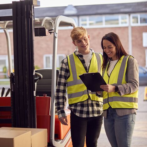 Forster Karrieren - Fachkraft für Logistik