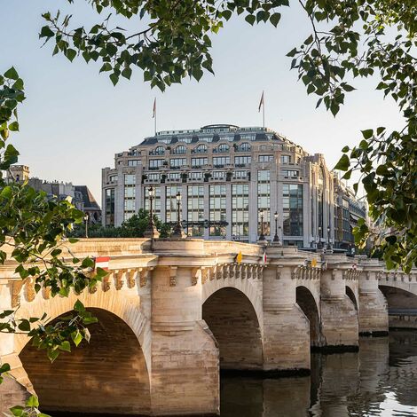 unico Fenster, unico xs Fenster and fuego light Türen - La Samaritaine, Paris located in Paris, Frankreich