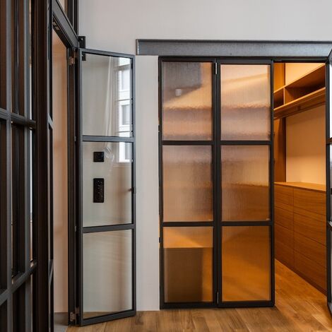 presto xs Türen - Wohnloft in der ehemaligen Papierfabrik in Cham located in Cham, Schweiz