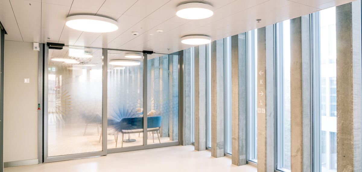 thermfix vario Fassaden, fuego light Türen, unico Türen and presto 50 Türen - The Circle, Zürich located in Zürich, Schweiz